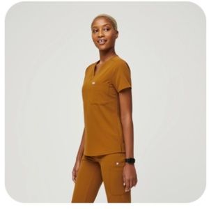 Womens figs one pocket Catarina scrub top